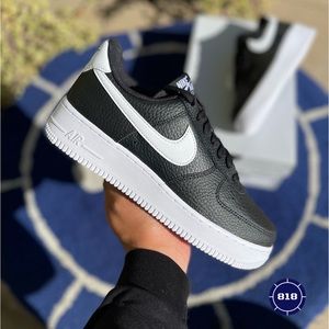 Nike Air Force 1 Black White Pebble CT2302 002 Brand New